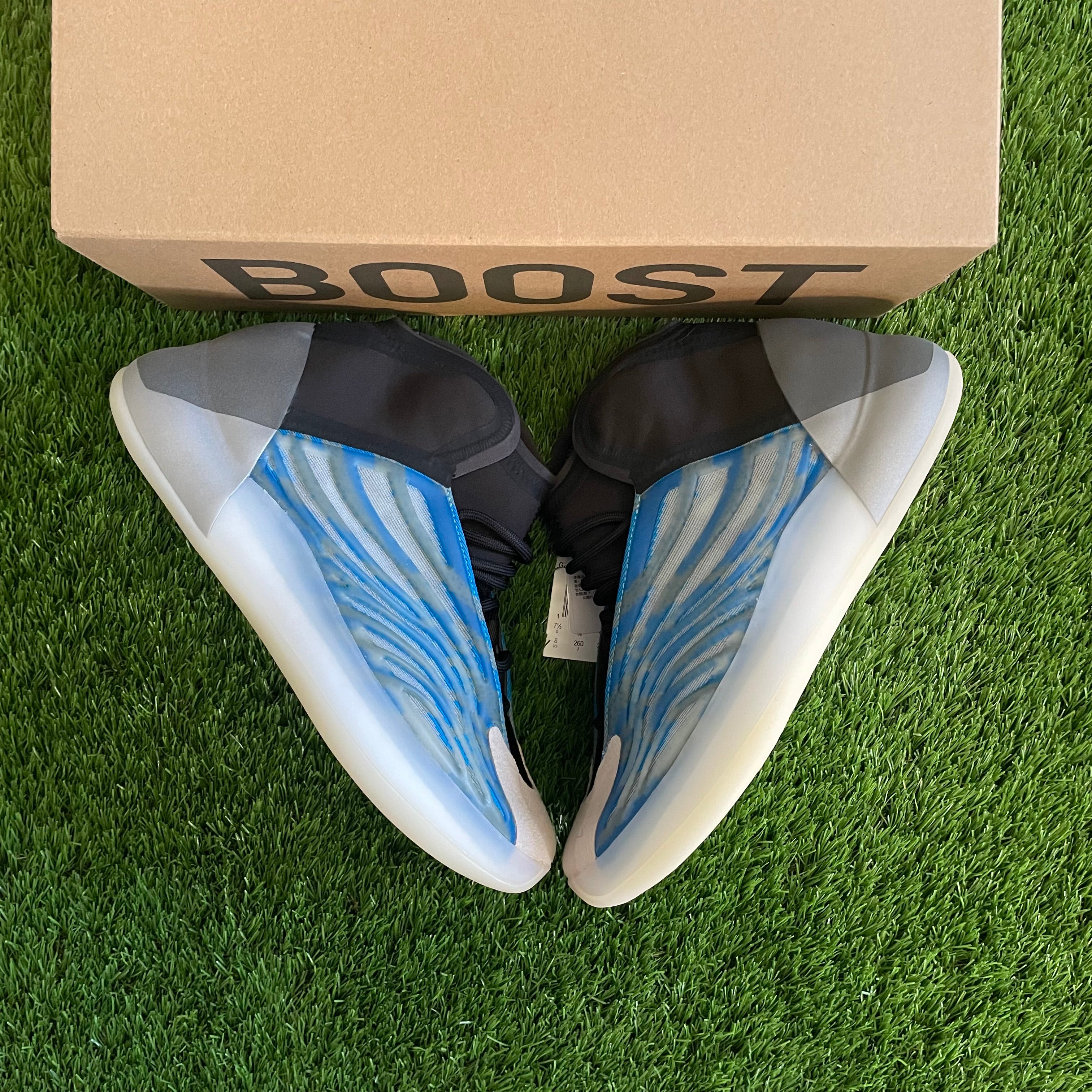 adidas gazelle silver green womens Yeezy QNTM Frozen Blue – ElevateThrifts